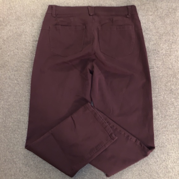 Democracy Jeans - Picture 2 of 7